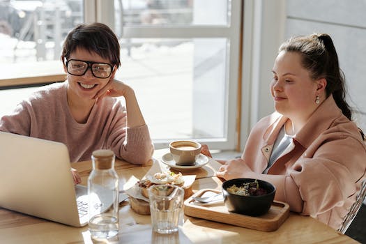 Omegle chat and societal implications: Pros and cons